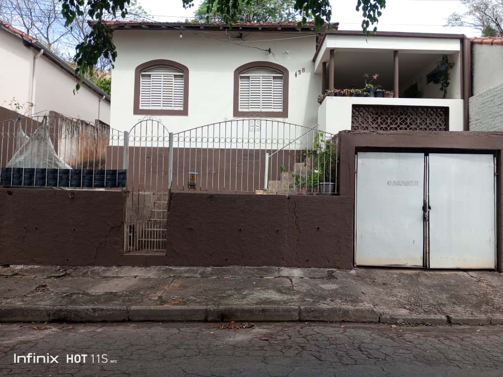 EXCELENTE CASA PARA VENDA NO JARDIM MODELO